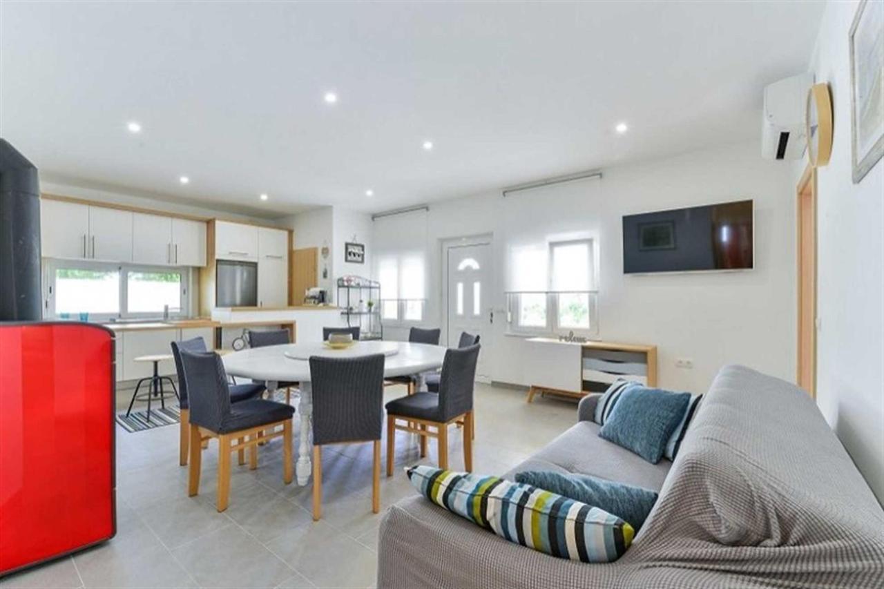 ויר Apartment House Inga מראה חיצוני תמונה