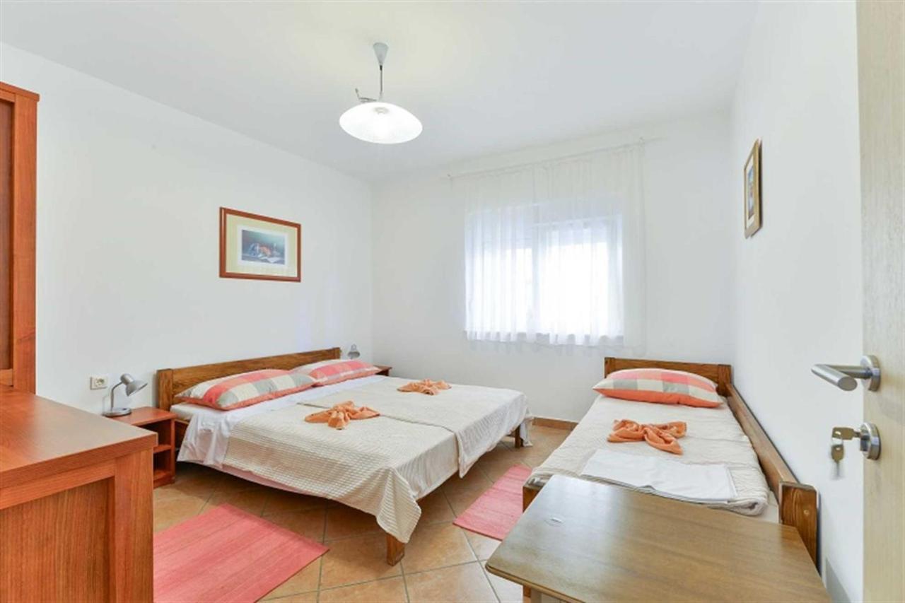 ויר Apartment House Inga מראה חיצוני תמונה