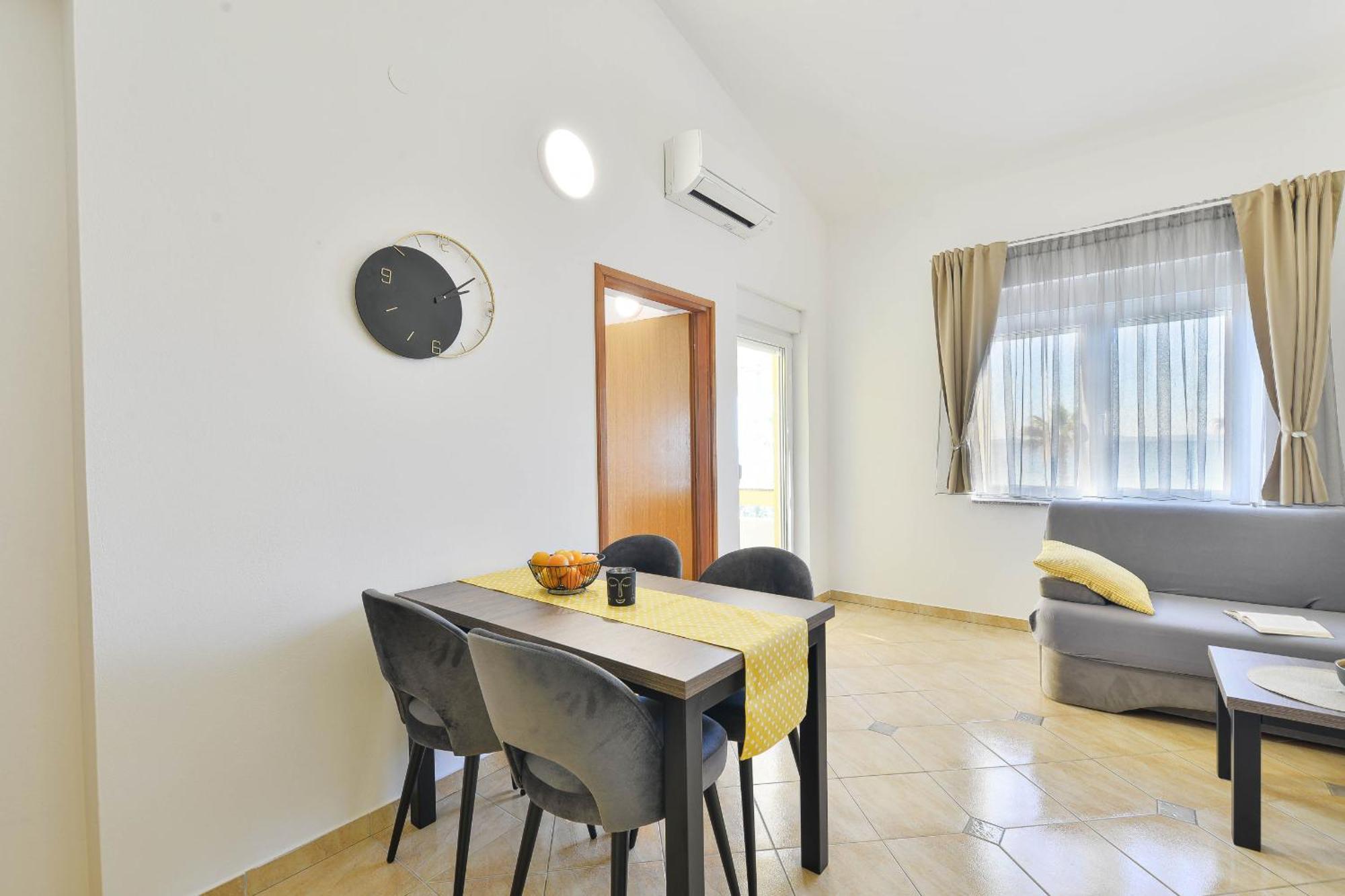 ויר Apartment House Inga מראה חיצוני תמונה