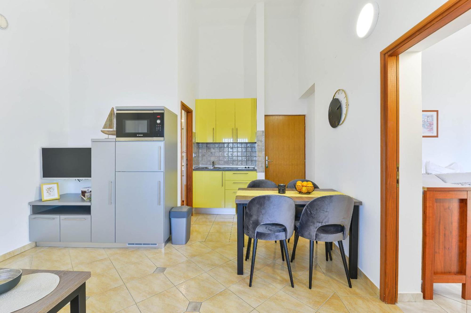ויר Apartment House Inga מראה חיצוני תמונה